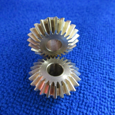 High Precision Micro Machining Parts Diameter Kecil tahan lama CNC Kuningan Bevel Gear Dengan Gigi Curve