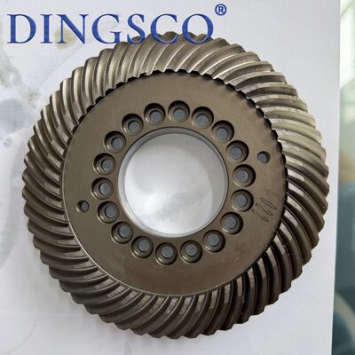 Gigi Miring Spiral DINGSCO Baja Paduan Perlakuan Panas Mesin CNC Gigi Tugas Berat